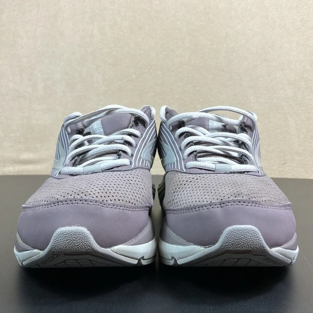 Brooks Addiction Walker Athletic Outdoor Sneaker Shoes Women’s size‎ 8 D